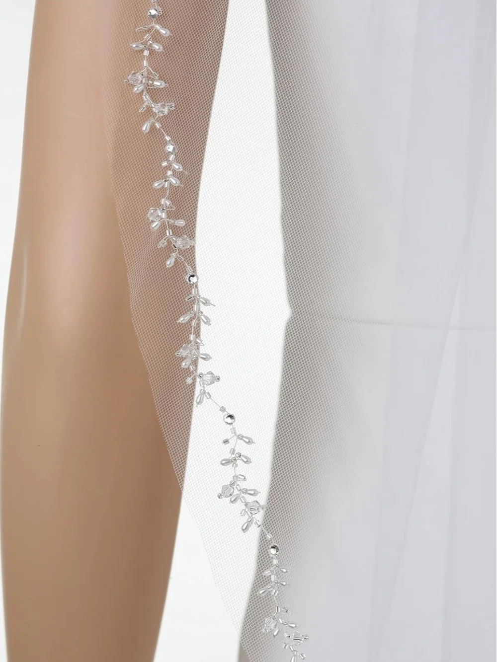 light ivory elbow length floral beaded edge bridal wedding veil
